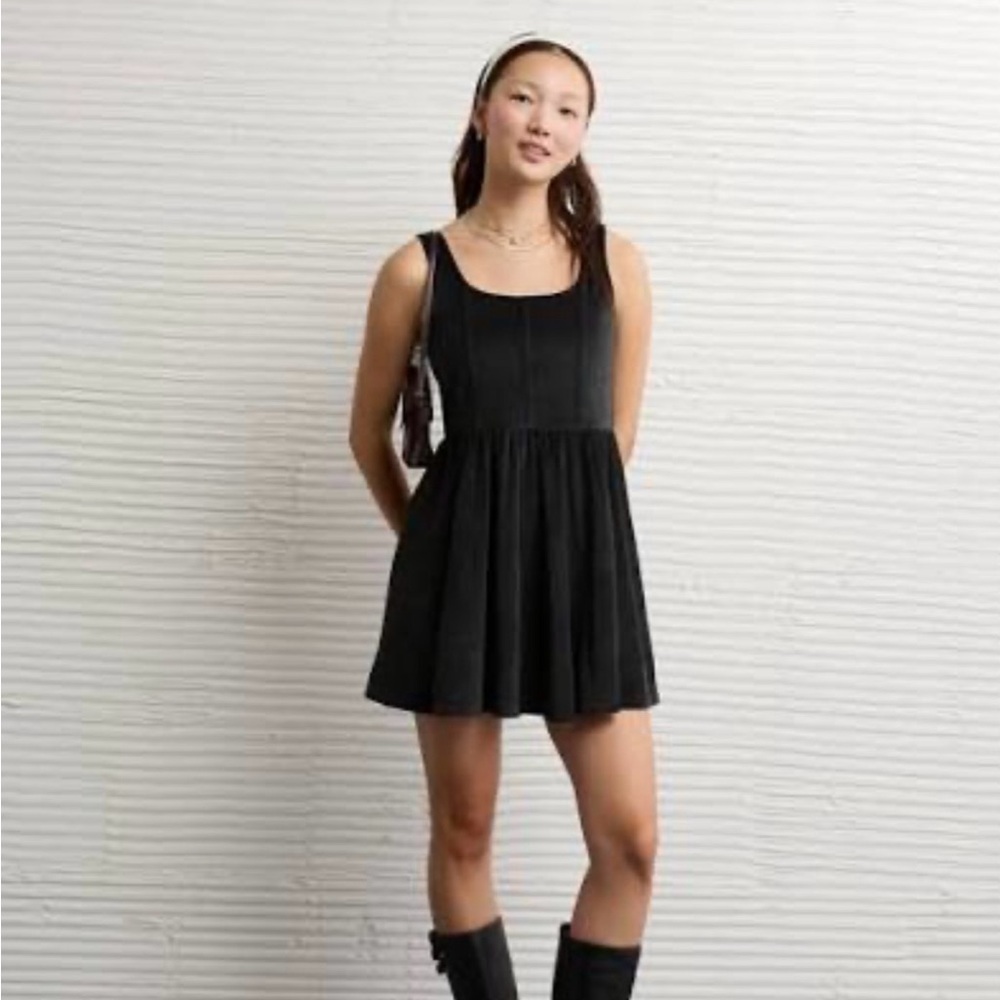 American Eagle Outfitters Black Scoop Neck Velvet Mini Dress